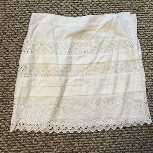 Gap lace mini skirt